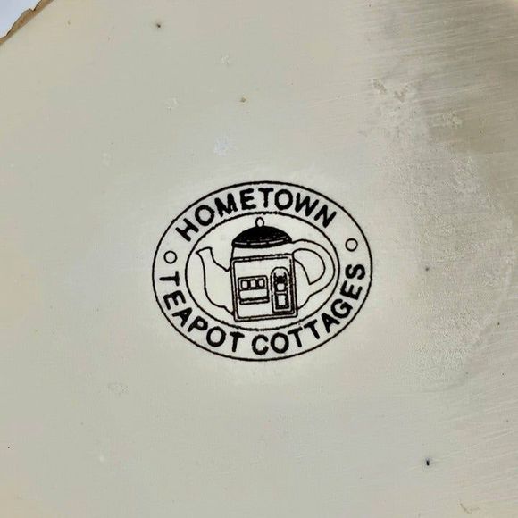 Hometown Teapot Cottages Merry Go Round Toy Shop Figurine - Picture 7 of 9